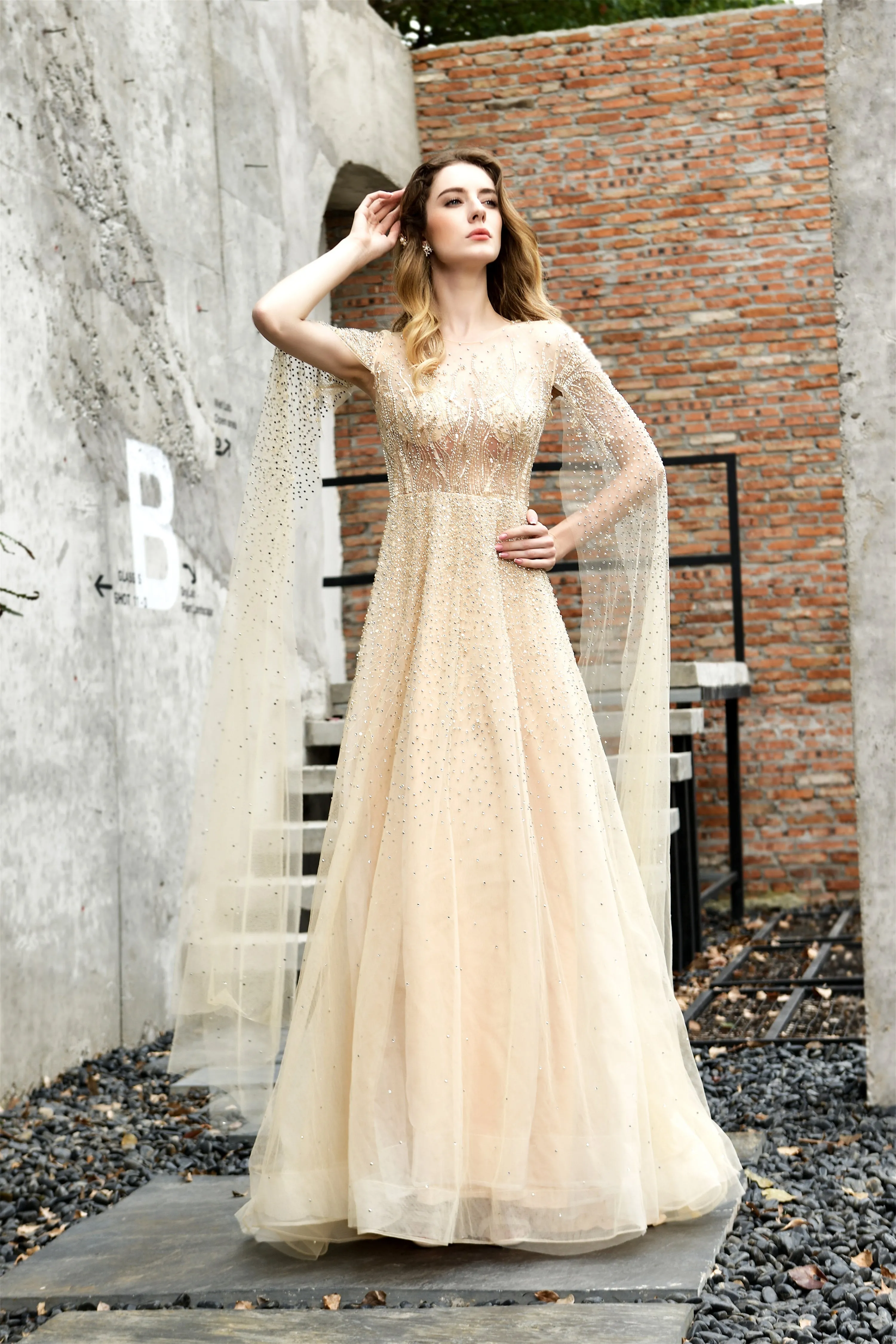 A-Line Tulle Beading Handwork Long Sleeves Prom Dresses