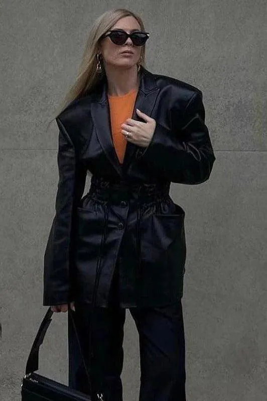 Straps belted waist leather pockets coat